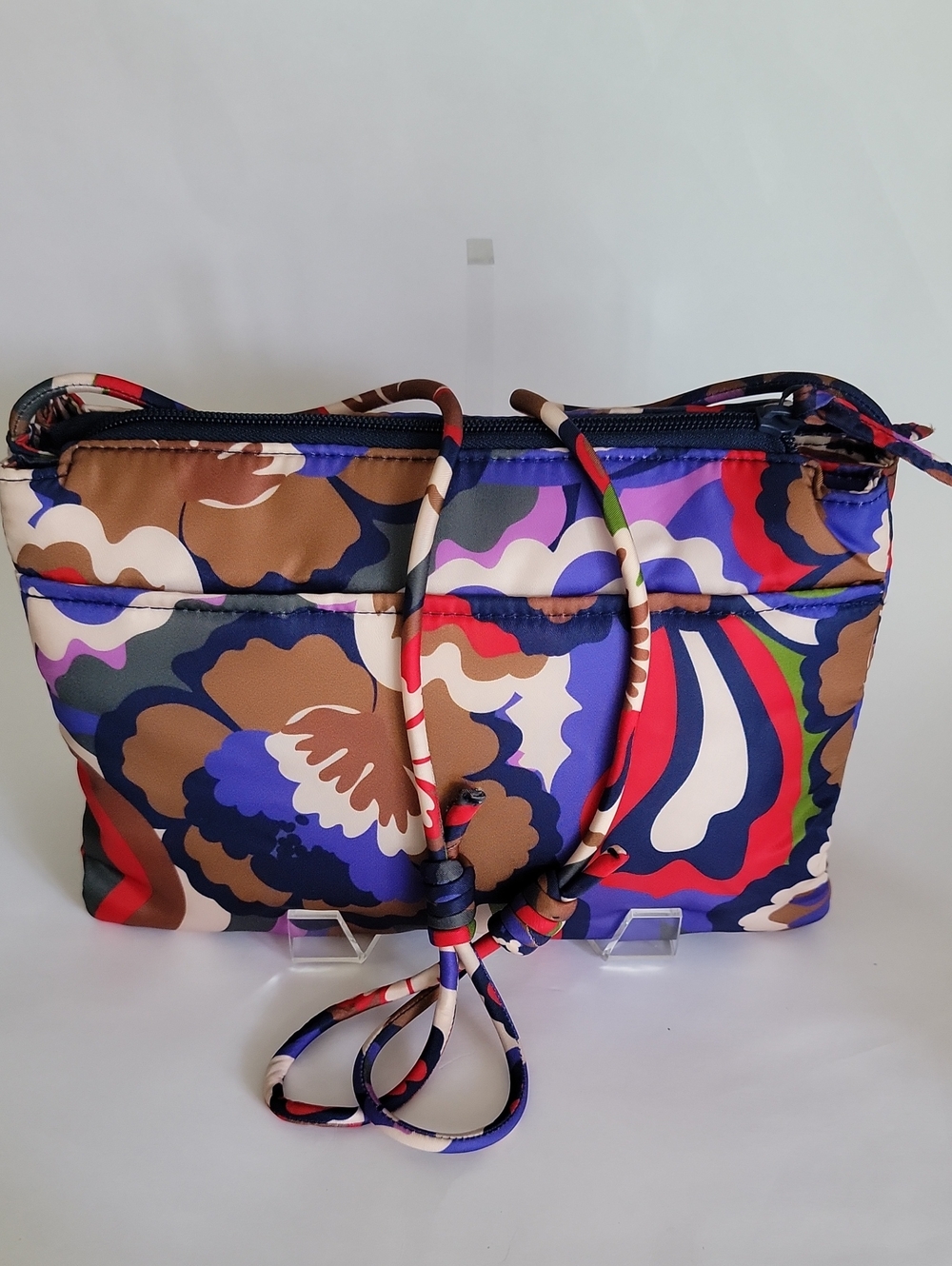 VERA BRADLEY ORIGINAL HIPSTER IN THE BOSSANOVA BOLD PATTERN